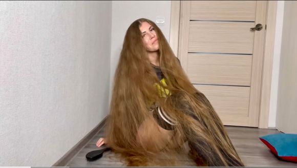 Beautiful thick hair 14.32 min