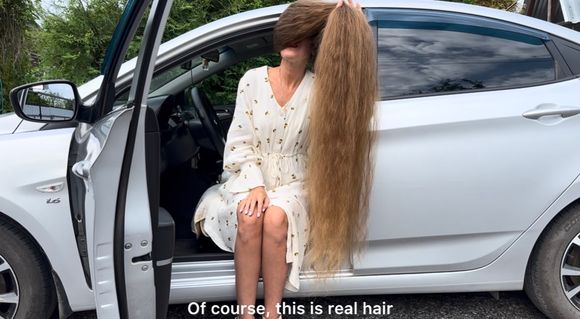 Cop pulled me over, but my hair saved me from a ticket 20 min
