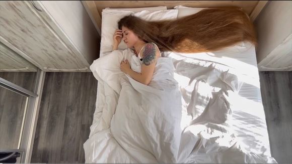 Hidden camera. Longhair 17.31 min