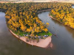 Murray River, Cobram, Victorian Border