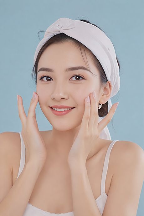 Model Cosmetic 06