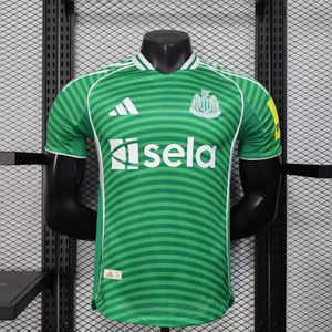 Newcastle Segunda equipación 25/26