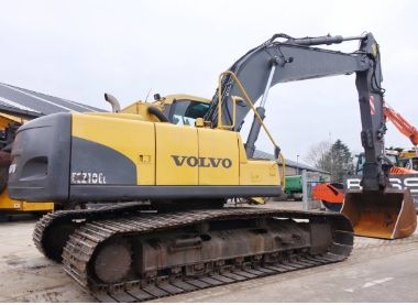 VOLVO EC210C L EXCAVATOR SERVICE REPAIR MANUAL 2750 PAGES complete info 2022
