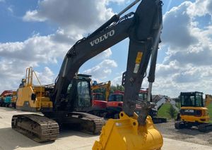 VOLVO EC250E L EXCAVATOR PARTS CATALOG MANUAL 1073 PAGES updated info 2023