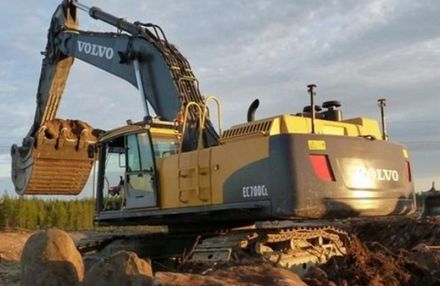 VOLVO EC700C L EXCAVATOR PARTS CATALOG MANUAL 660 PAGES updated complete info 2022