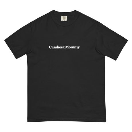 crashout_mommy_black_shirt