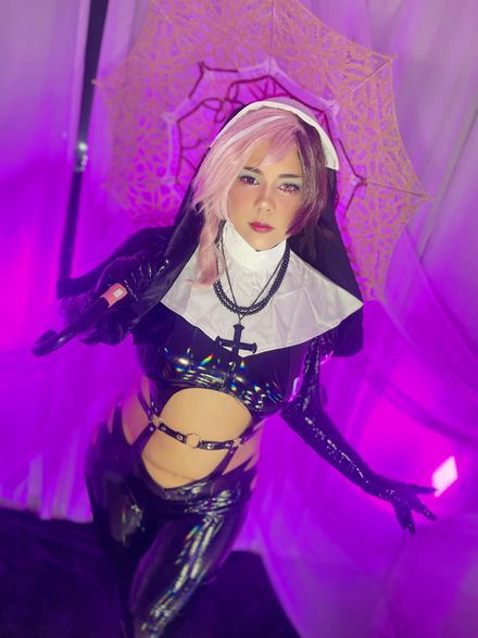 Neopolitan Nun - RWBY