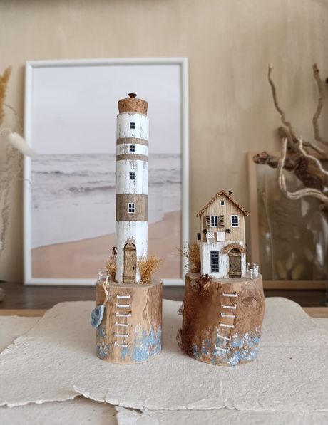 Lighthouse and house &quot;Sea Breeze&quot; set