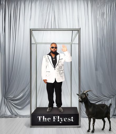 GRAND MUSEUM BOX SHOWCASE 