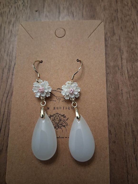White Lotus