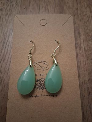 Jade Teardrop