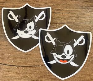 2 Felix Raider stickers