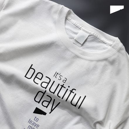 / It&#x27;s a Beautiful Day to Leave Me Alone / t-shirt / light