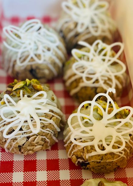 6 Sourdough cookies matcha pistachio cranberry gluten free or regular