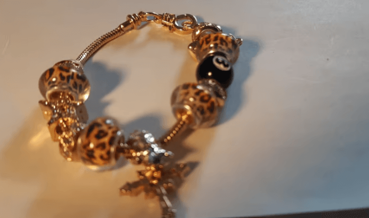 -Charm bracelet Pandora like. Dangle ROSE GOLD Lady Liberty head/leopard resin beads/gun