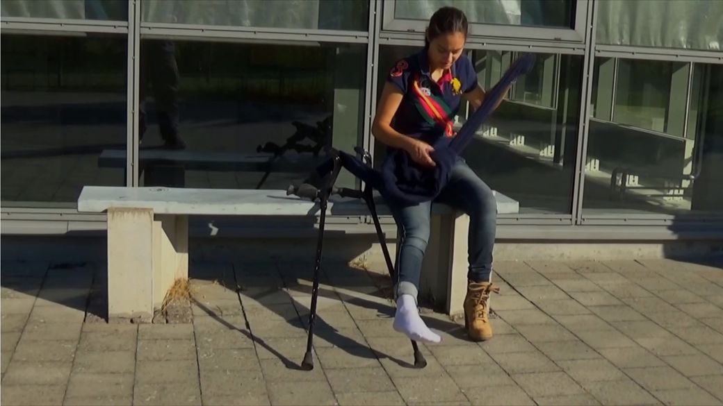 Elisabeth 1609-3 Sock Sprain - I cant jump on one leg with this shoe - 27 min