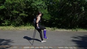 Timmi 2405-1 SLC - I take a rest before the hike - 12 min