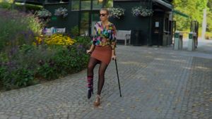 Tiiger 7-16 Sock Sprain - Just a sock on my hurt ankle -  12 min