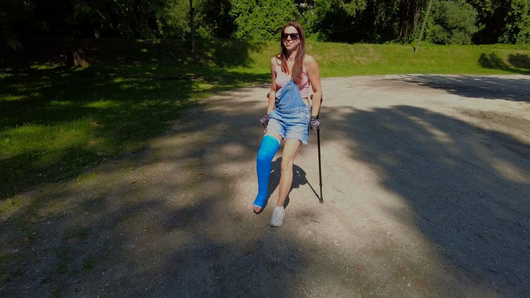 Lizzy 2406-1 LLC - I use this clothers so you can see my LLC - 10 min