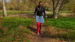 Sunshine 2204-3 Custom LLC - My leg is much better now - 10 min