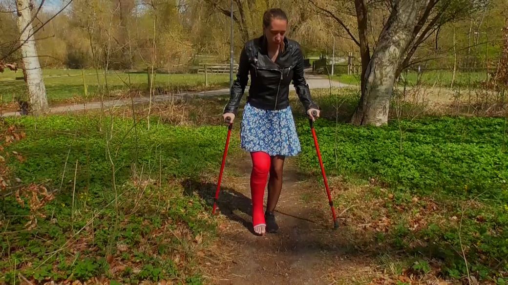 Sunshine 2204-3 Custom LLC - My leg is much better now - 10 min