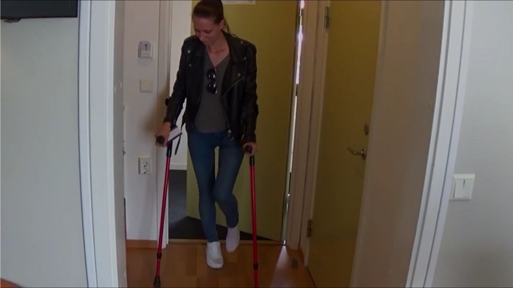 Sunshine 1906-3 Sock Sprain - Checking in with a sprained ankle - 12 min