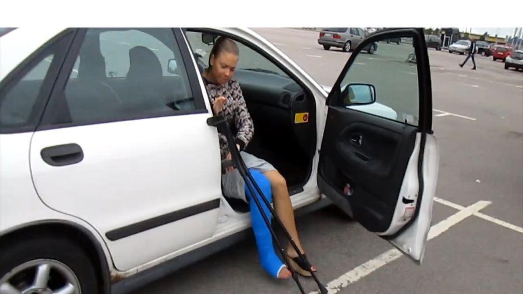 Tiiger 58 LLC - Oh my skirt got stuck in my long leg cast - 13 min
