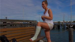 Melinda 189 SLC - Using my special crutches - 12 min