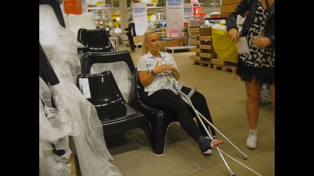 Amber 13 SLC - Crutching around at IKEA - 6 min