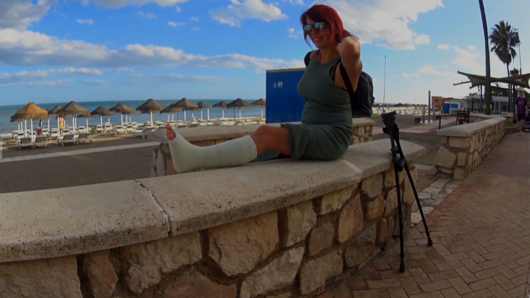 Norina 2310-2 SLC Spain - I rest on this wall - 9 min