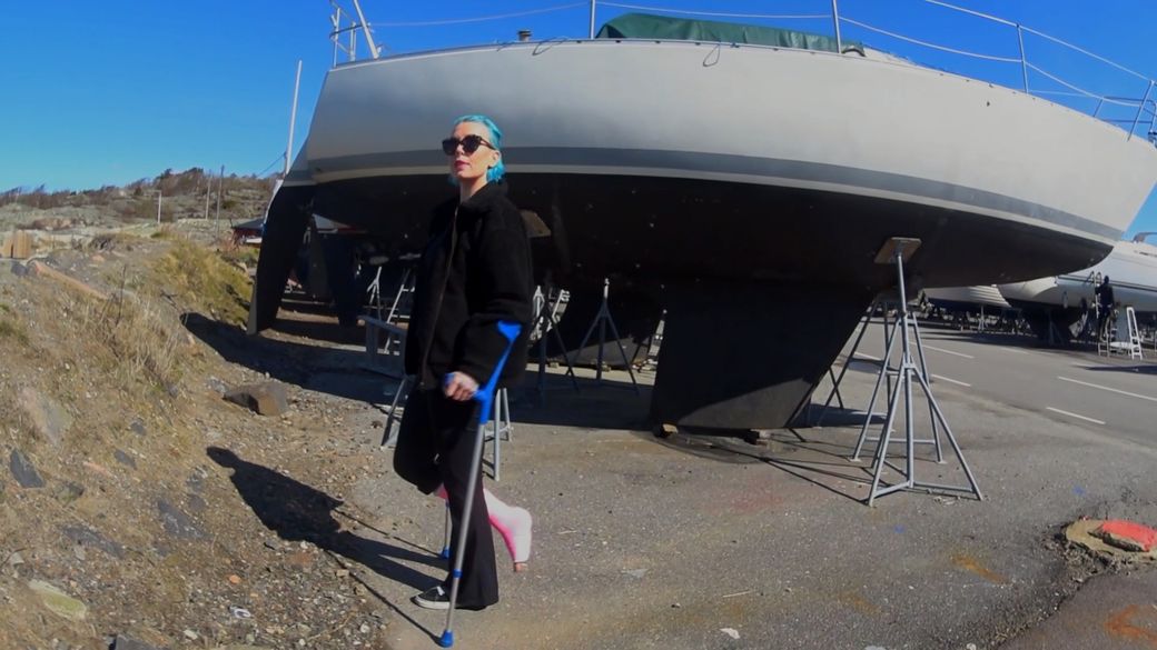 Milly 1 SLC - Chrutching around and looking at the boats - 10 min