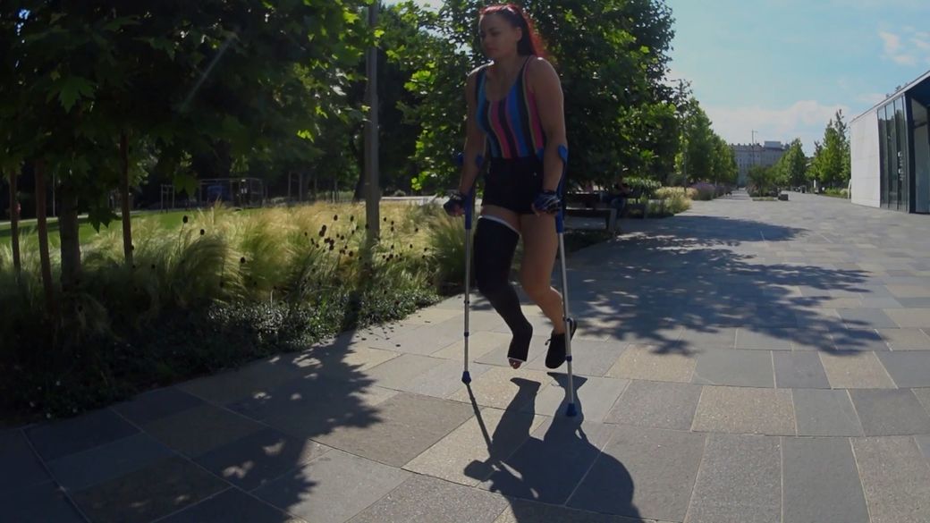 Dolly  2406-1 LLC - From the parking garage in to the park - 10 min