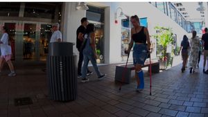 Sunshine 107 SLC - Broken leg in Miami - 10 min