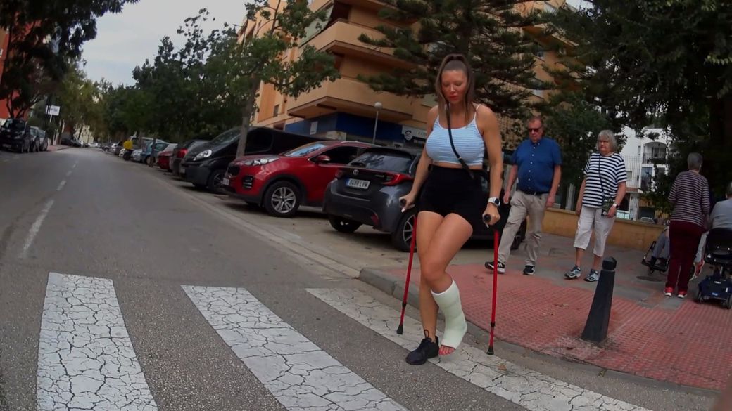Isabella 1-13 Term SLC - It so hot here in Spain! - 10 min
