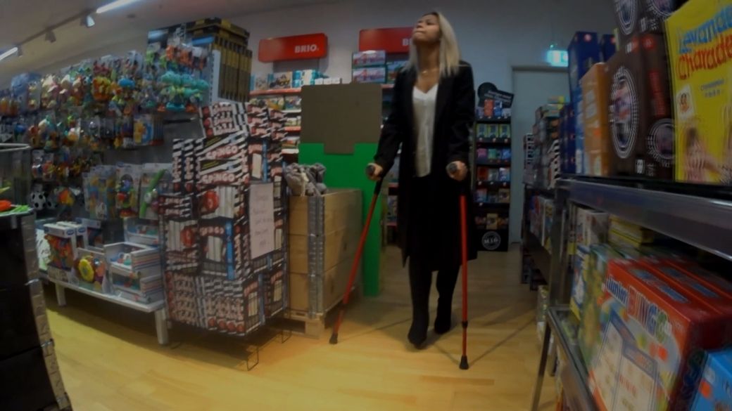 Elina 80 LLC - On my way to the toy store - 12 min