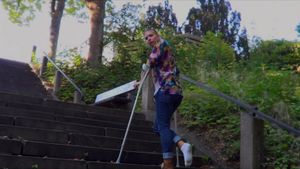 Tiiger 7-14 Sock Sprain - I step on my hurt foot twice!  - 15 min