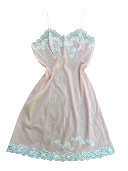 Nuisette rose clair transparente 
