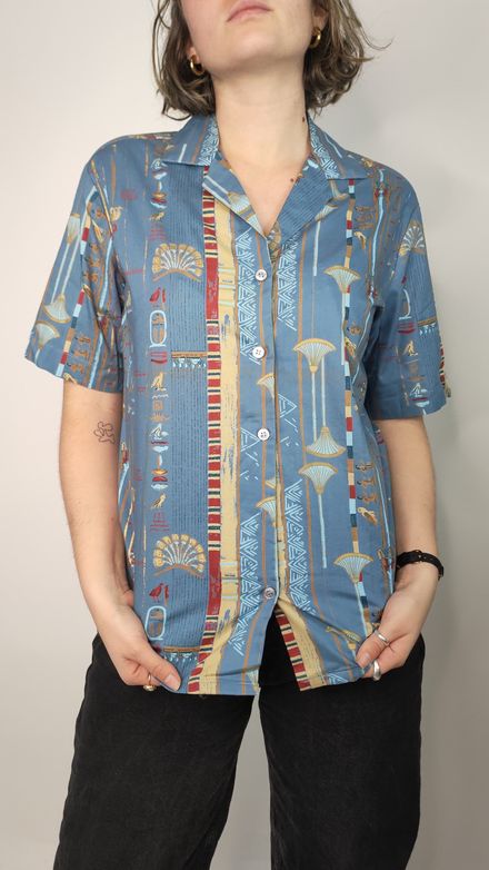 Chemise bleue motif egyptien 