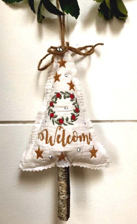 Tree Door Hanger ...Wreath