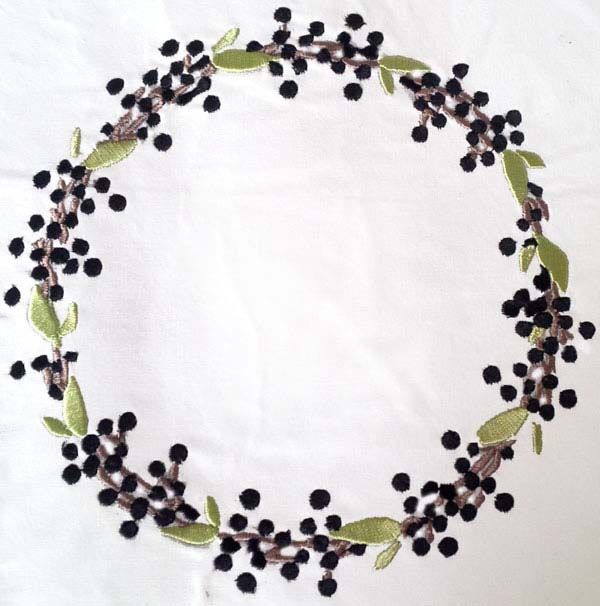 Wreaths in 2 Sizes