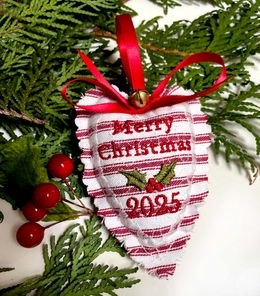 Shabby Tree heart Freebie 2025 