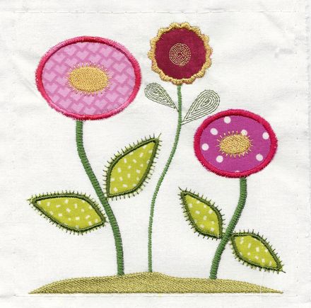 Folksie Standing Flowers Applique Quilt Square in 3 sizes