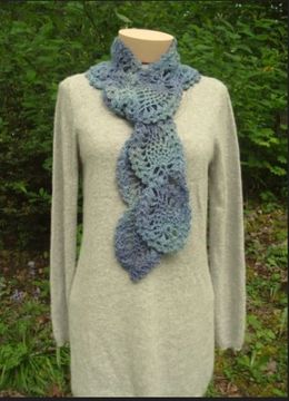 Cascading Pineapples Scarf