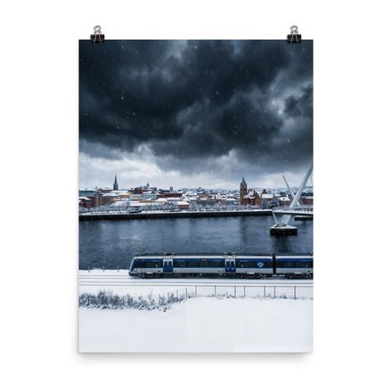 Winter Stillness on the Foyle